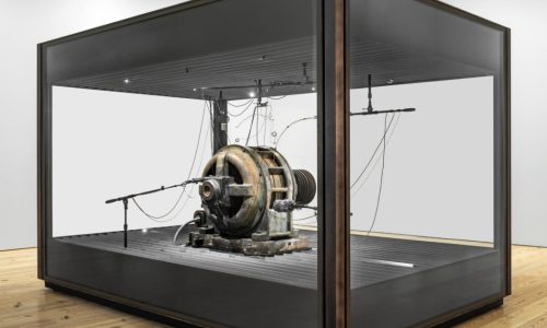 museum-sound-proof-display-cases